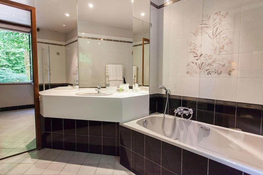 Le Moulin Des Ruats Hotel Авалон Екстериор снимка