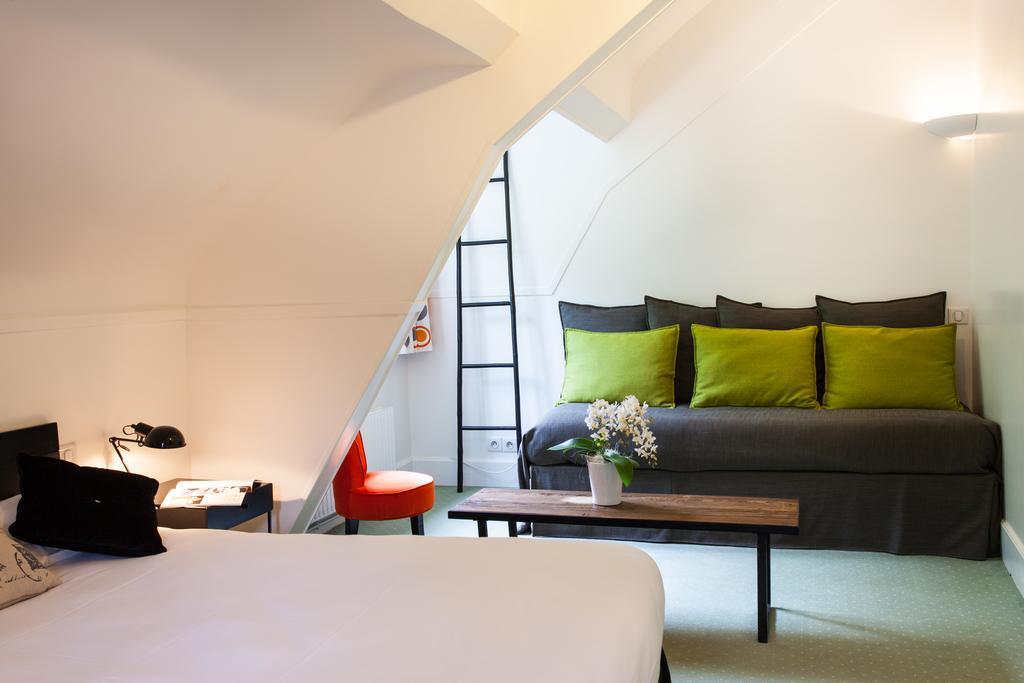 Le Moulin Des Ruats Hotel Авалон Екстериор снимка